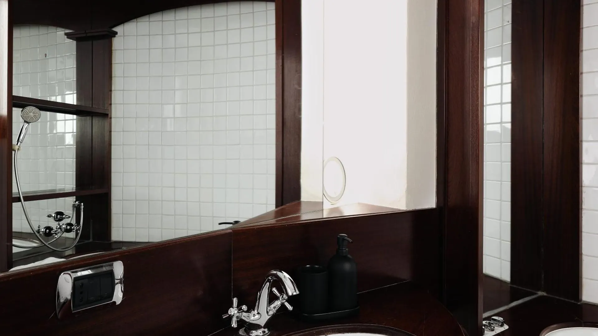 公寓 Just Urban Stays - Spacious Apt With Terrace - Porta Venezia 米兰