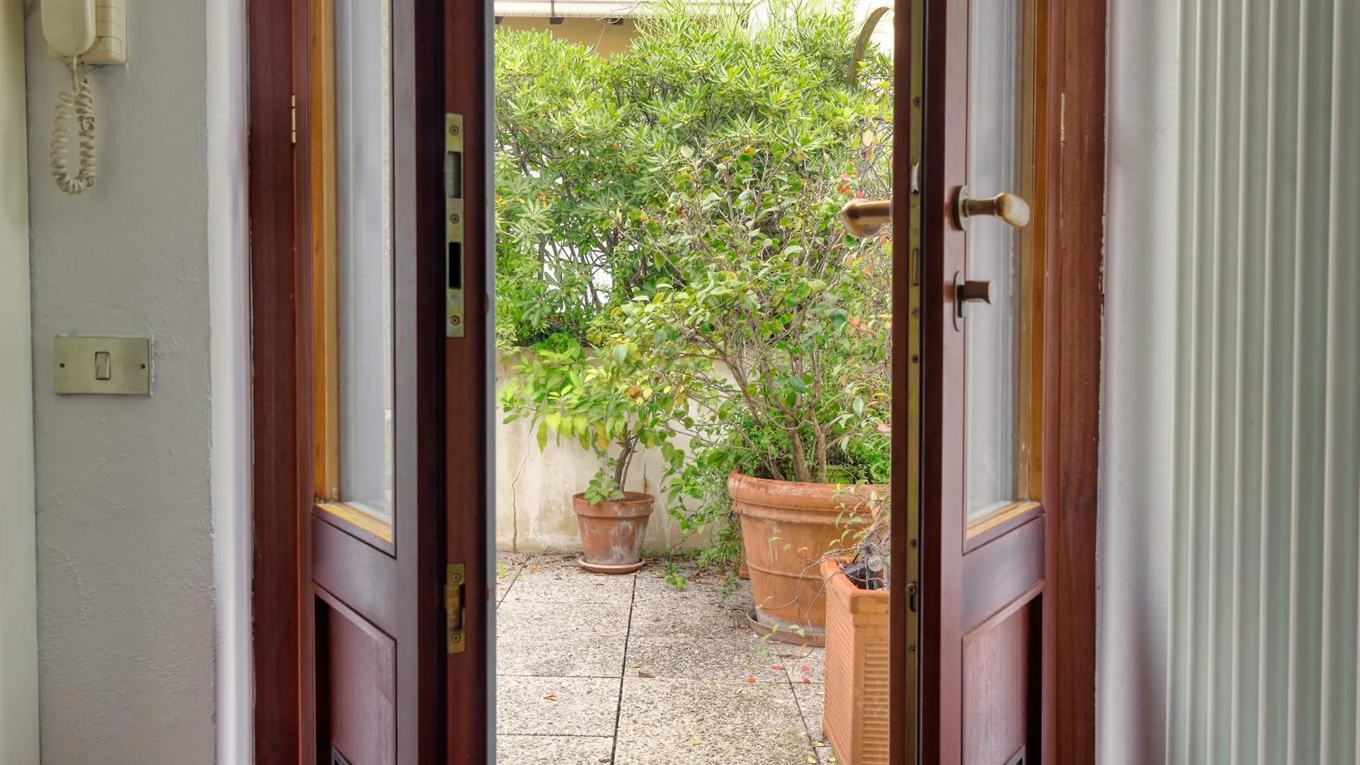 Apartment Just Urban Stays - Spacious Apt With Terrace - Porta Venezia Milan
