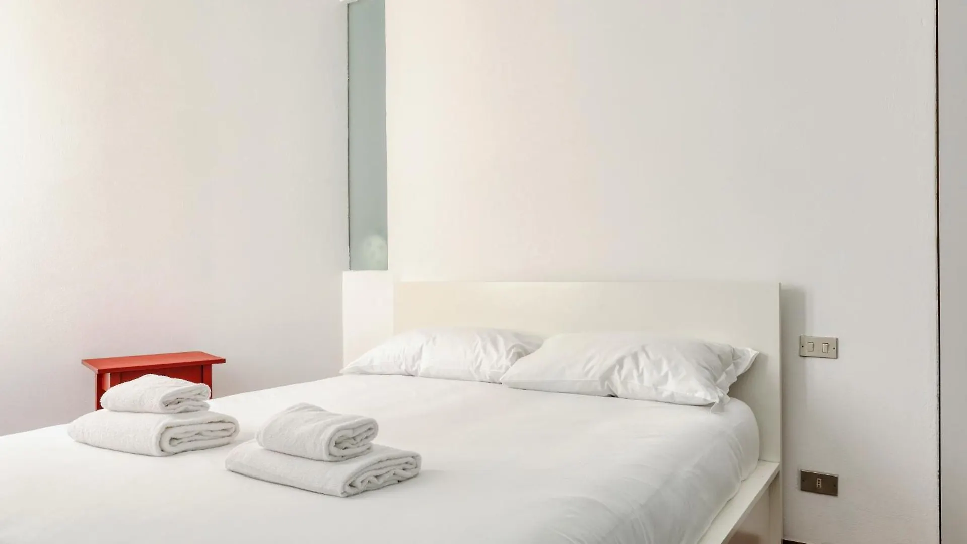 Just Urban Stays - Spacious Apt With Terrace - Porta Venezia Milan