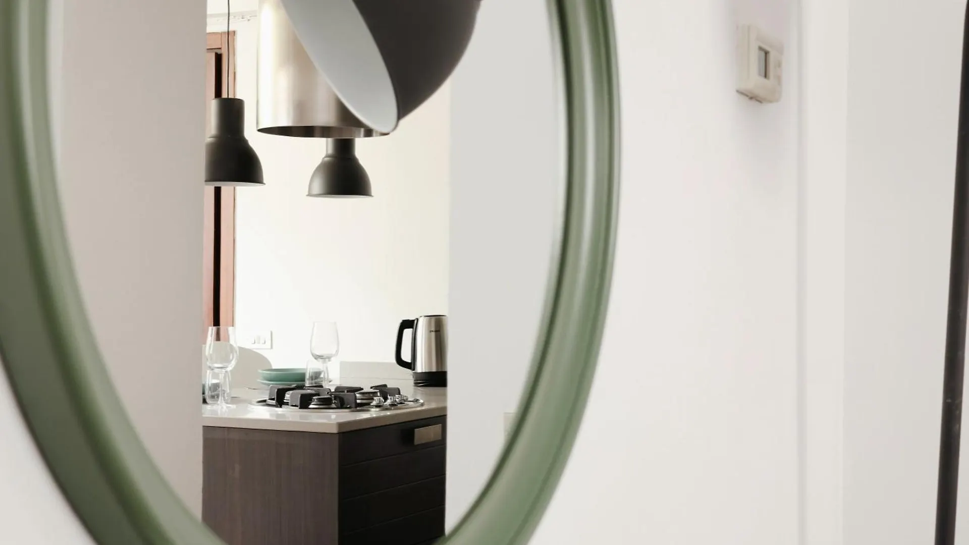 Just Urban Stays - Spacious Apt With Terrace - Porta Venezia Milan Italy
